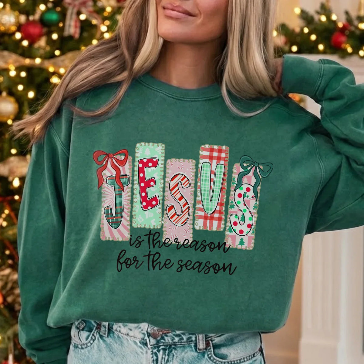 Jesus Is The Reason For The Season Pattern - Merry Christmas - Unisex Tshirt / Hoodie / Sweatshirt - Faith Guided Life