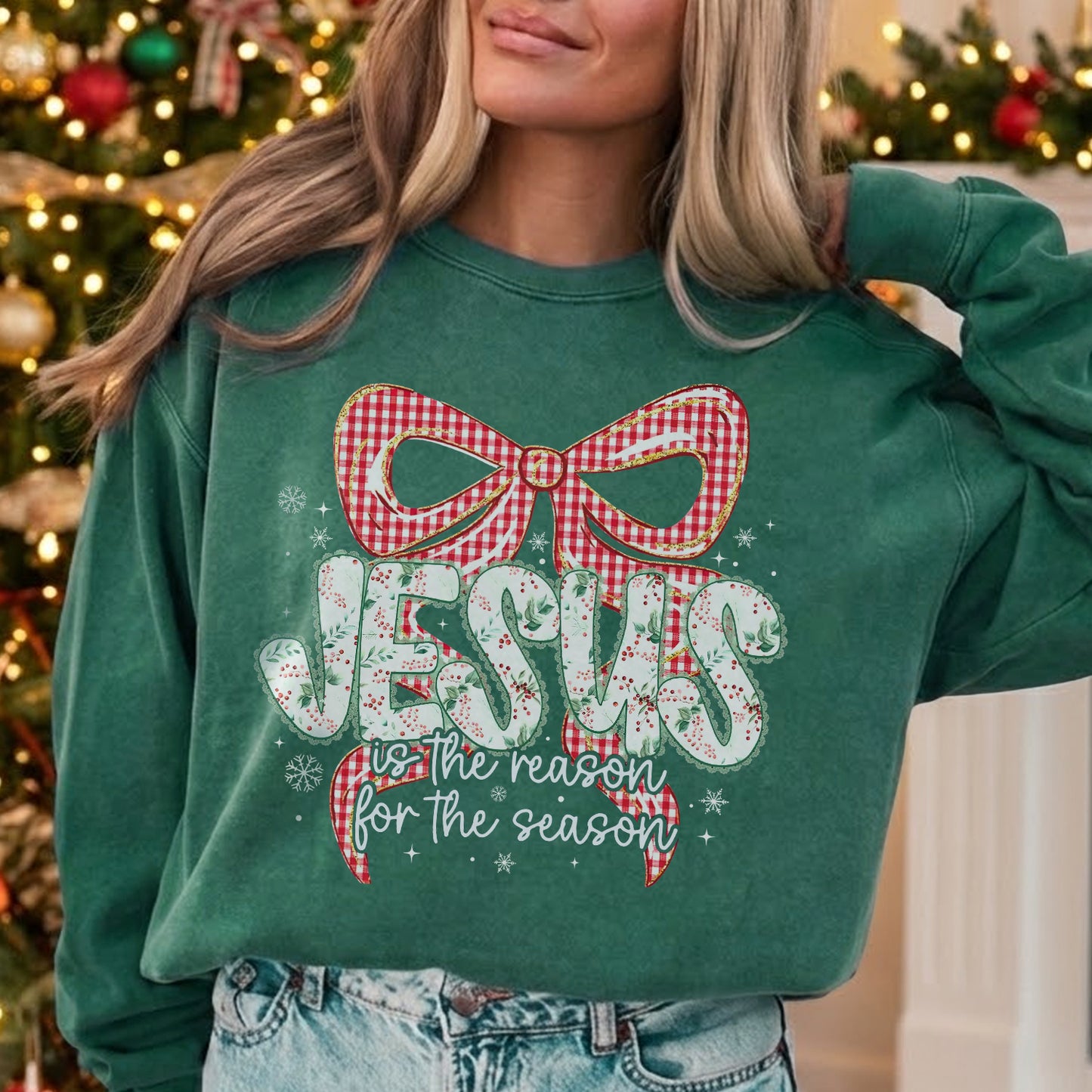Jesus Is The Reason For A Season - Merry Christmas - Unisex Tshirt / Hoodie / Sweatshirt