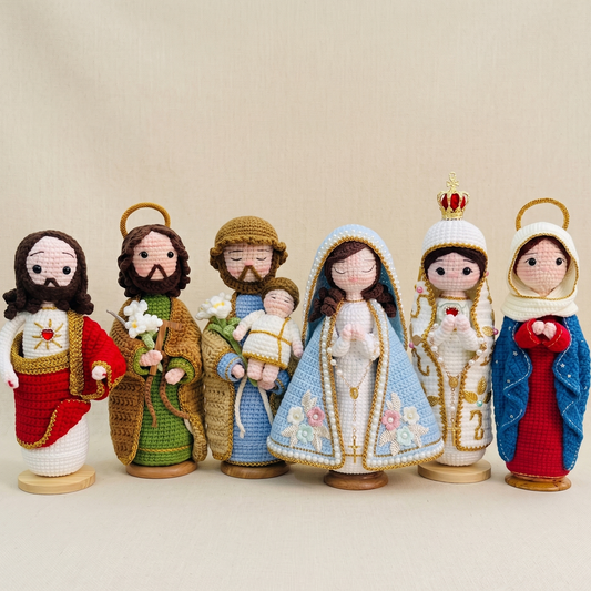 🔥 LIMITED TIME OFFER - Catholic Figurines Crochet Collection – Handmade 9 Inch Wooden Base