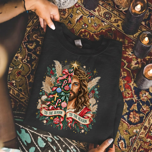 Jesus Is The Reason For The Season – Vintage Nativity Scene Christmas – Unisex T-Shirt / Hoodie / Sweatshirt