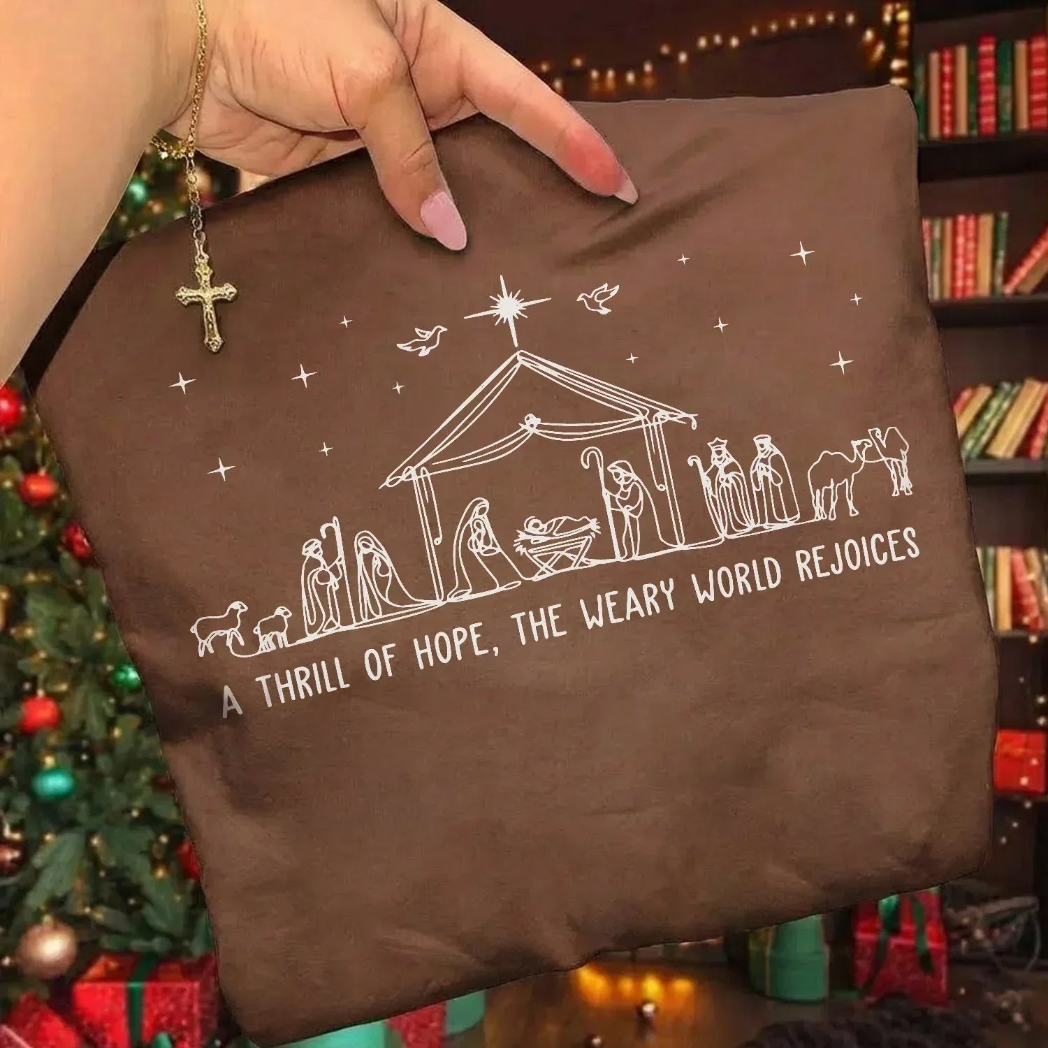 Christian Nativity Scene - Merry Christmas - Unisex Tshirt / Hoodie / Sweatshirt - Faith Guided Life