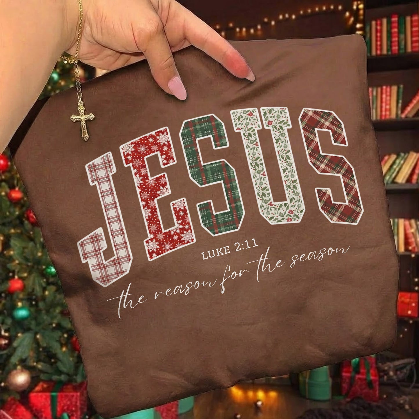 Jesus Is The Reason For The Season Pattern Design - Merry Christmas - Unisex Tshirt / Hoodie / Sweatshirt