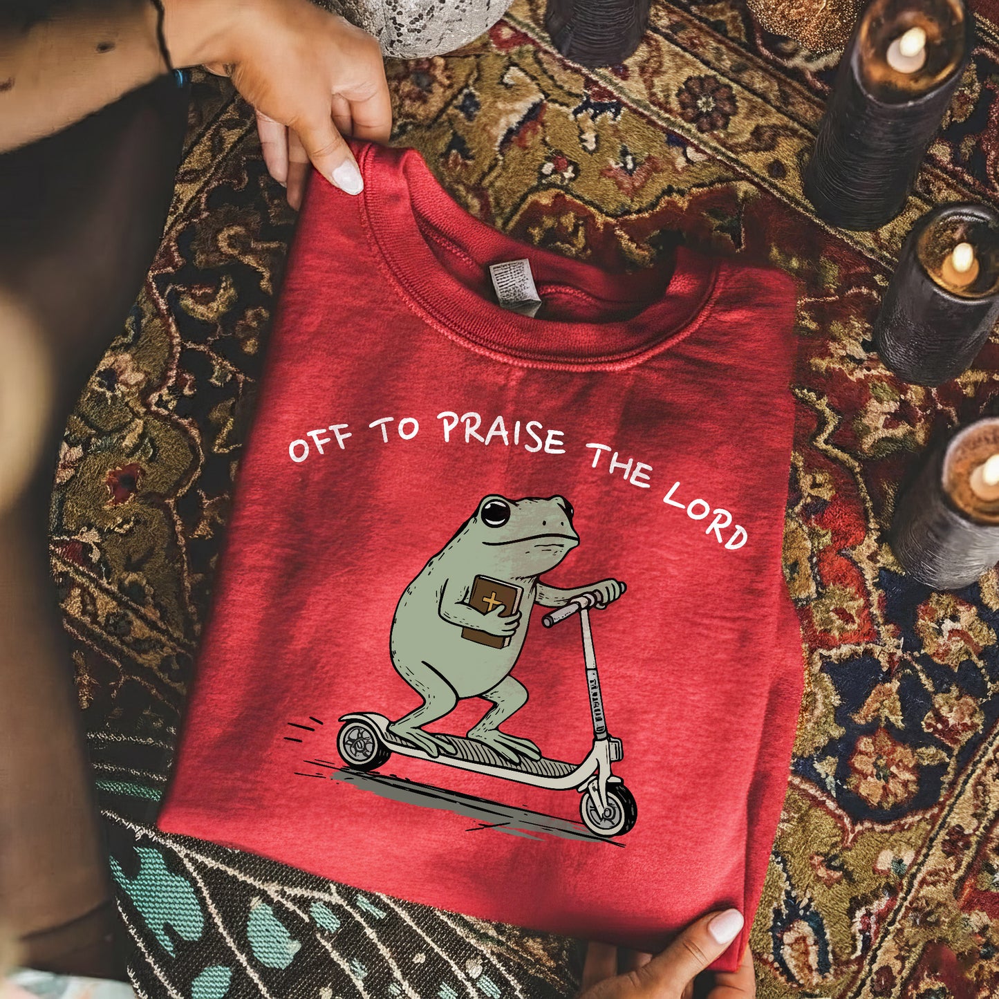 Off to Praise the Lord – Frog Scooter Design - New Year in God – Unisex T-shirt / Hoodie / Sweatshirt