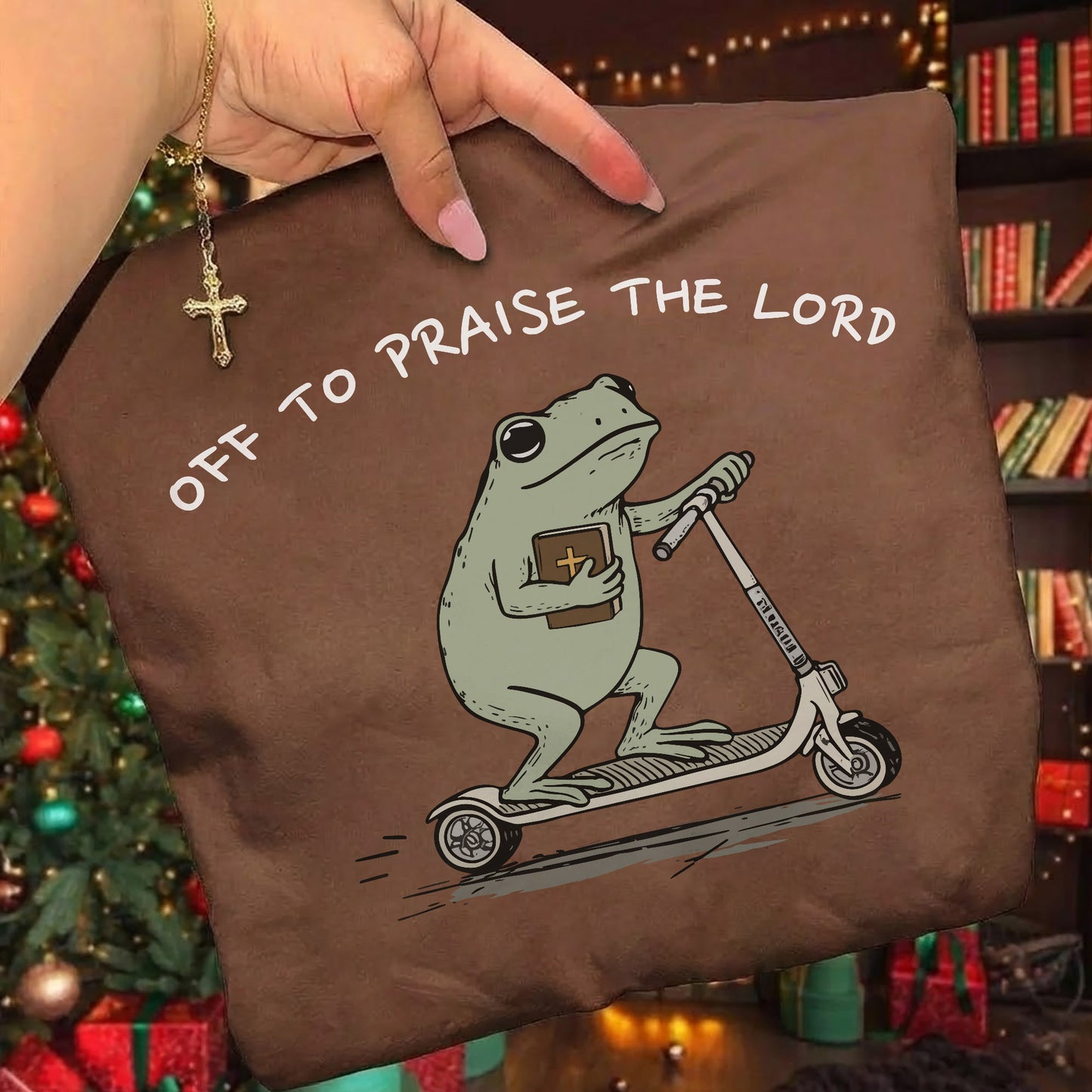 Off to Praise the Lord – Frog Scooter Design - New Year in God – Unisex T-shirt / Hoodie / Sweatshirt