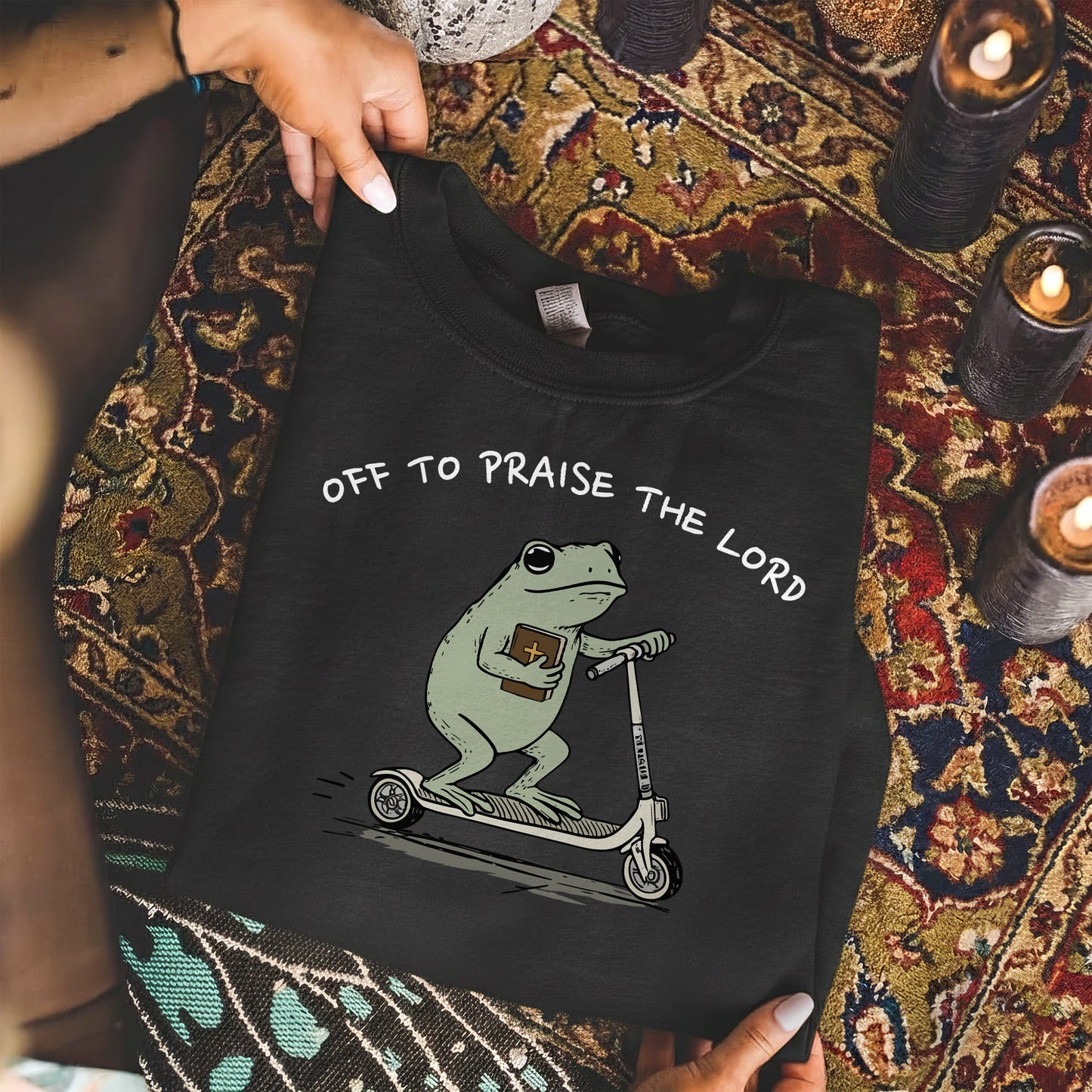 Off to Praise the Lord – Frog Scooter Design - New Year in God – Unisex T-shirt / Hoodie / Sweatshirt