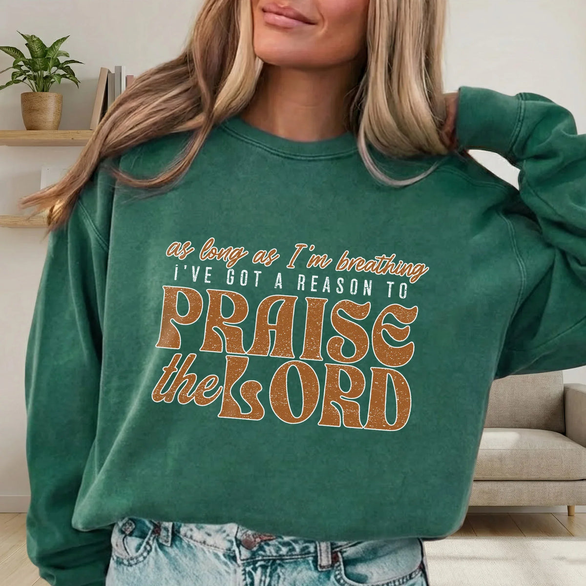 Praise The Lord Retro Typography Design - Minimalist Faith - Unisex Tshirt / Hoodie / Sweatshirt - Faith Guided Life