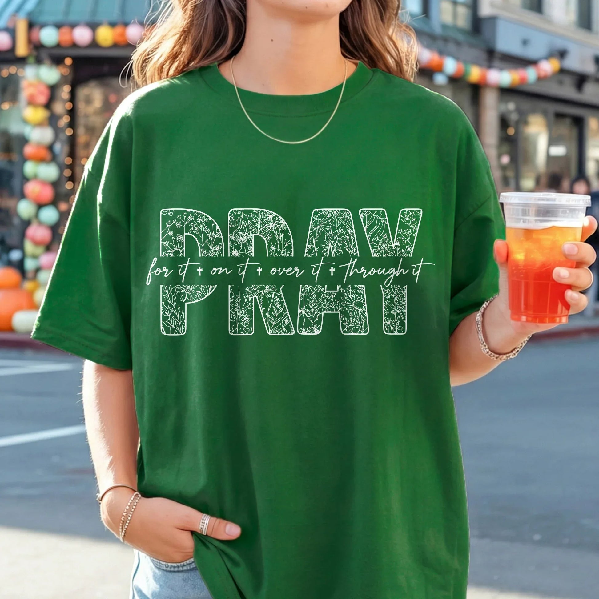 [COMFORT T-SHIRT] Pray Over It – Faith Floral - Faith Guided Life