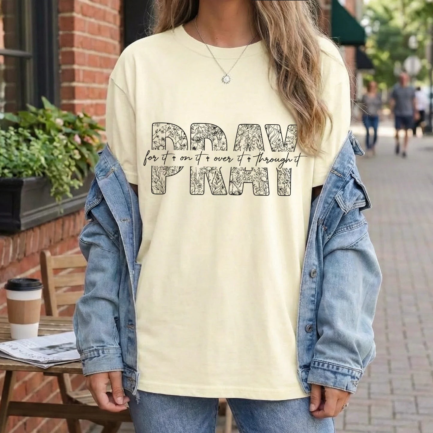 [COMFORT T-SHIRT] Pray Over It – Faith Floral - Faith Guided Life