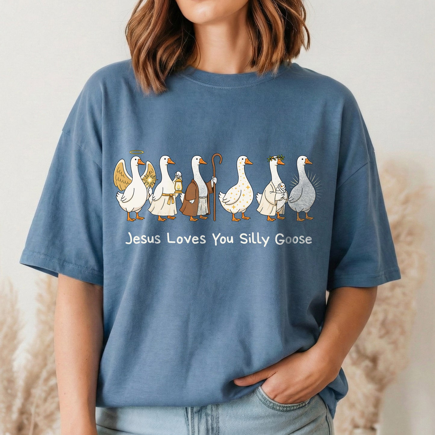 [COMFORT T-SHIRT] Jesus Loves You Silly Goose – Wild Animals