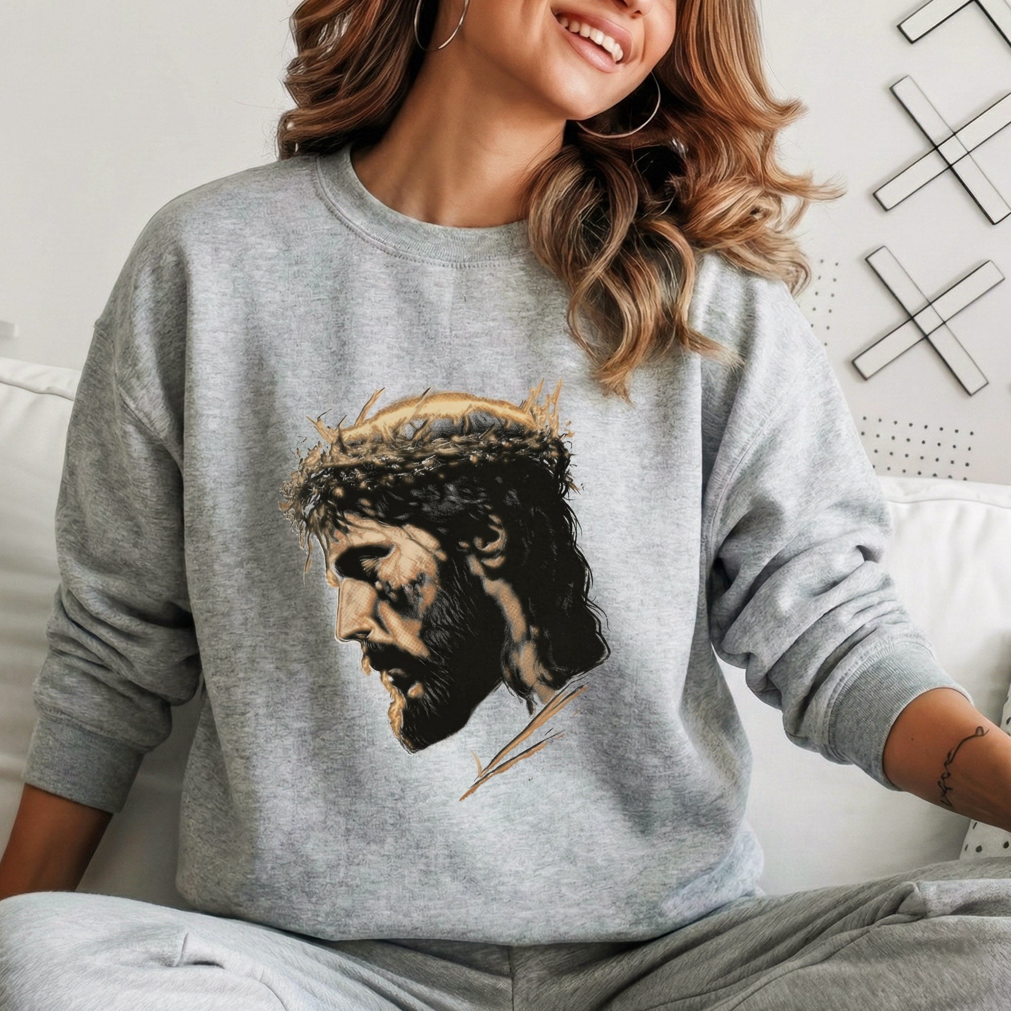 Jesus Crown Of Thorns Portrait –  Faith Message  – Unisex Tshirt / Hoodie / Sweatshirt