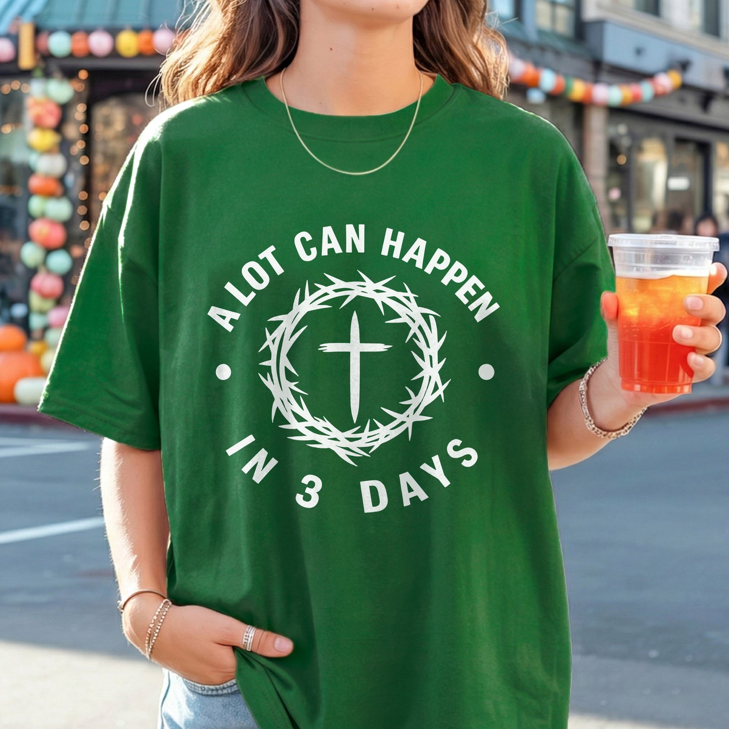 [COMFORT T-SHIRT] A Lot Can Happen In 3 Days Circle Text – He is Risen