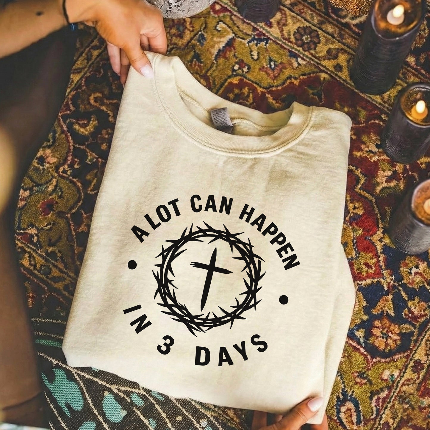 [COMFORT T-SHIRT] A Lot Can Happen In 3 Days Circle Text – He is Risen